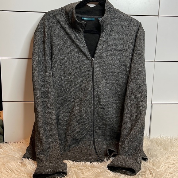 casual zip up jacket